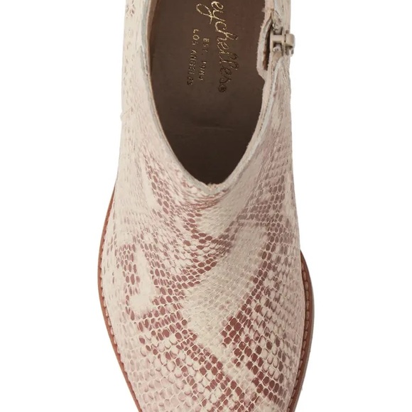 Seychelles For the Occasion Bootie - Picture 5 of 14